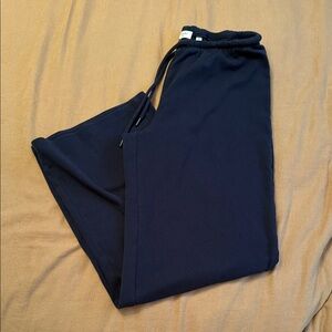 Aritzia Sunday Best Best Hug Gilmore Pant